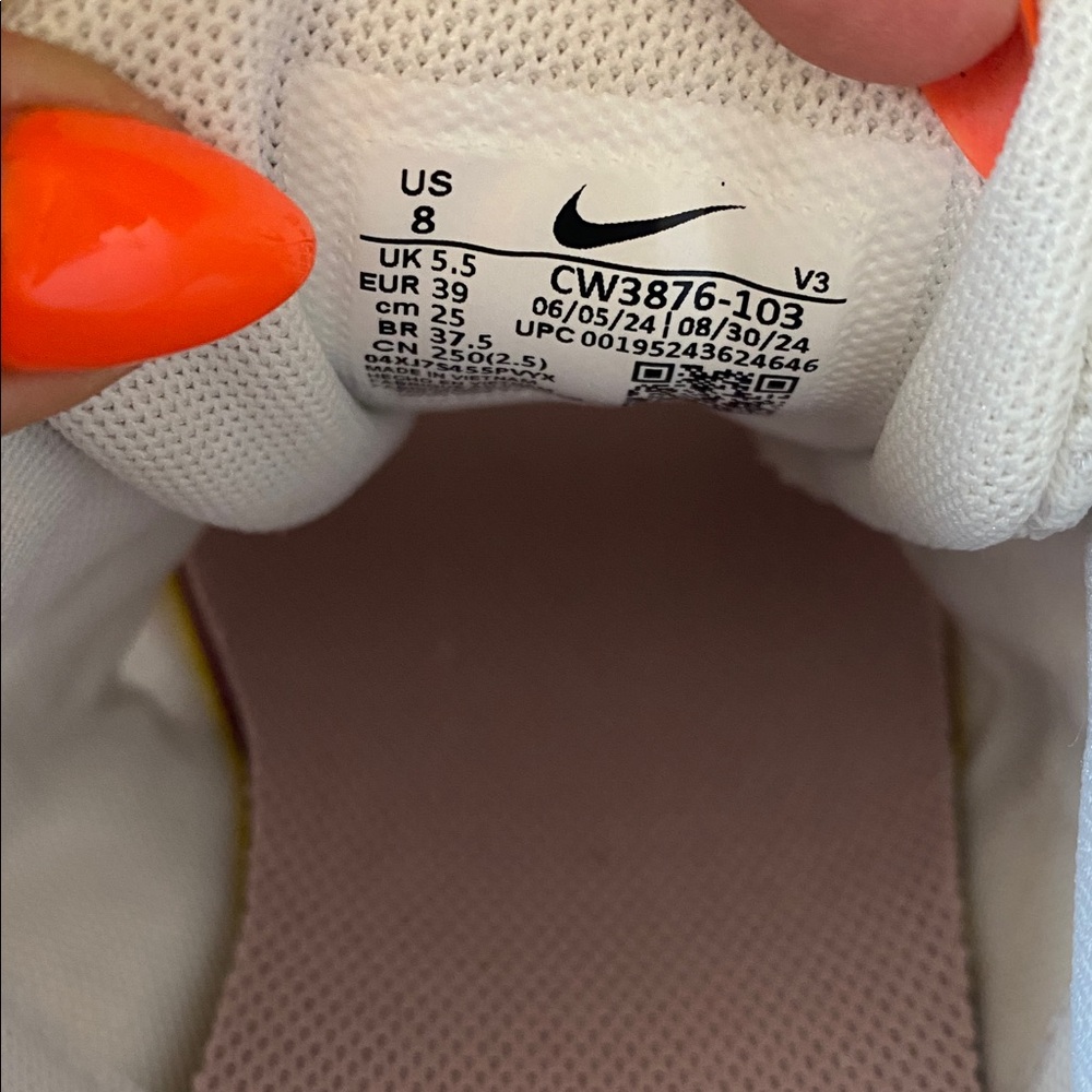 Nike | NIB Women's Nike Zoom Air Fire Sneakers - Picture 10 of 11